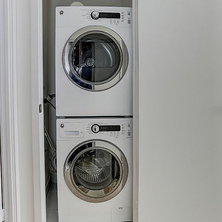 Lakeview Apartments Downtown 토론토 외부 사진