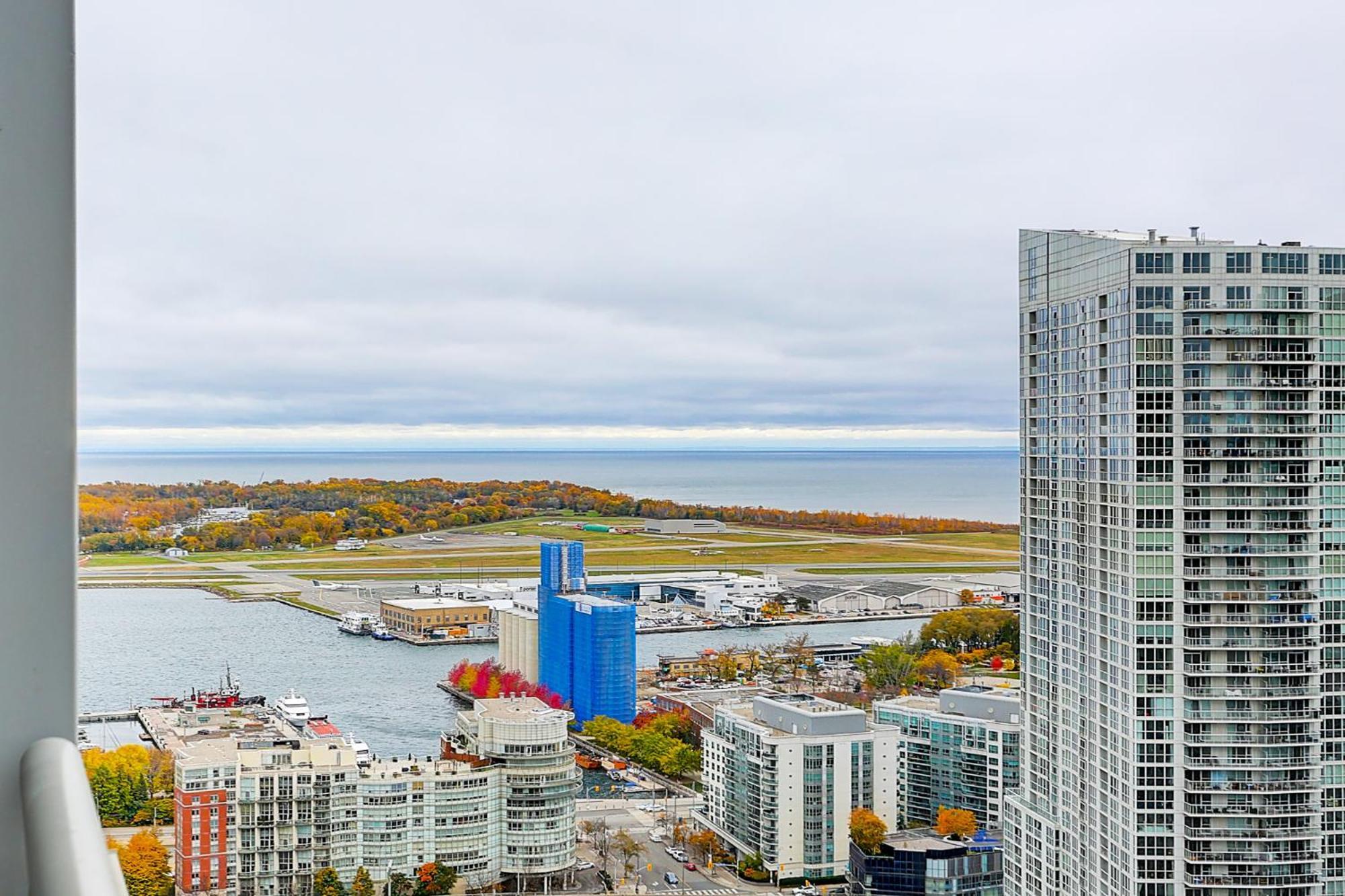 Lakeview Apartments Downtown 토론토 외부 사진